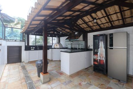 Apartamento para alugar com 180m², 4 quartos e 2 vagasÁrea comum - Churrasqueira