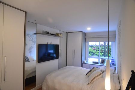 Apartamento à venda com 74m², 2 quartos e 2 vagasSuíte