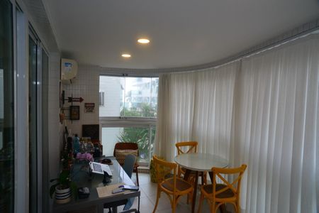 Varanda de apartamento à venda com 2 quartos, 74m² em Barra da Tijuca, Rio de Janeiro