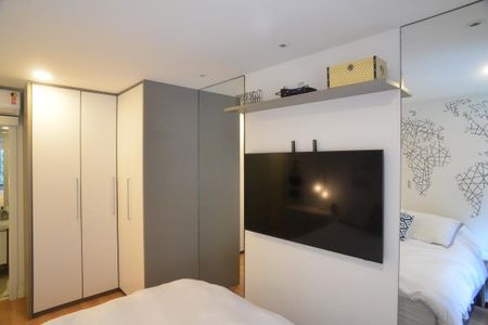Apartamento à venda com 74m², 2 quartos e 2 vagasSuíte
