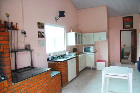 Casa à venda com 120m², 2 quartos e 2 vagasChurrasqueira