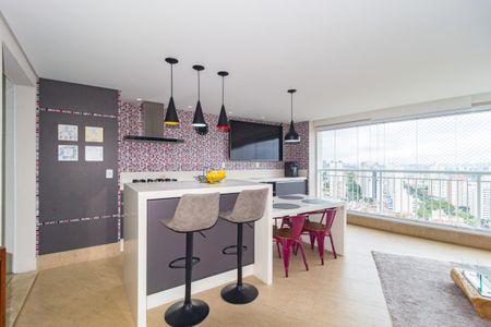 Apartamento à venda com 124m², 3 quartos e 2 vagas Apartamento à venda com 124m², 3 quartos e 2 vagasCozinha