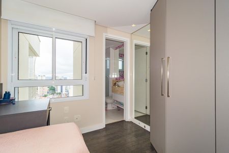 Apartamento à venda com 124m², 3 quartos e 2 vagas Apartamento à venda com 124m², 3 quartos e 2 vagasSuíte 1