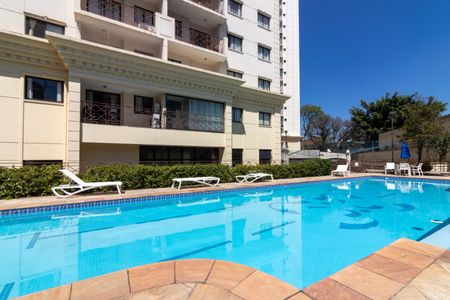 Apartamento à venda com 40m², 2 quartos e 1 vagaÁrea comum - Piscina