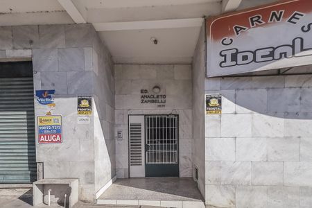 Apartamento para alugar com 41m², 1 quarto e sem vagaFachada