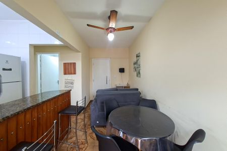 Sala de apartamento para alugar com 1 quarto, 40m² em Vila Tupi, Praia Grande