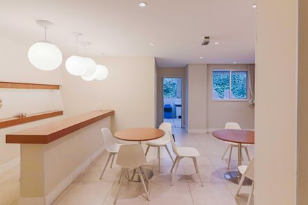 Apartamento à venda com 98m², 3 quartos e 2 vagasÁrea comum - Salão de festas