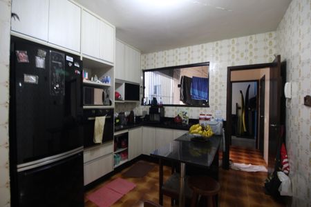Apartamento à venda com 100m², 3 quartos e 1 vagaCozinha