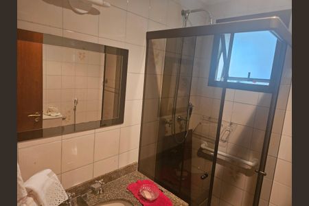 Apartamento à venda com 84m², 3 quartos e 2 vagasBanheiro Social