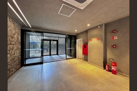 Apartamento à venda com 58m², 2 quartos e 1 vagaEntrada