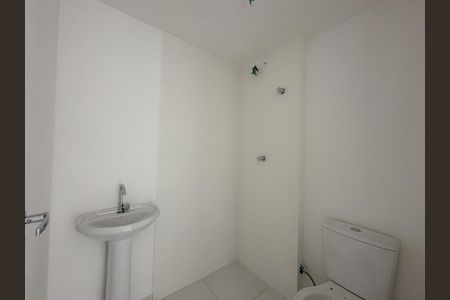 Apartamento para alugar com 42m², 2 quartos e sem vaga Apartamento para alugar com 42m², 2 quartos e sem vagaBanheiro