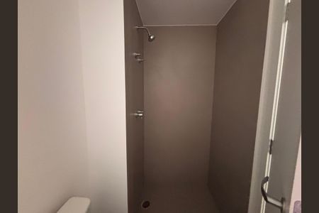Studio para alugar com 33m², 1 quarto e sem vaga Studio para alugar com 33m², 1 quarto e sem vagaBanheiro