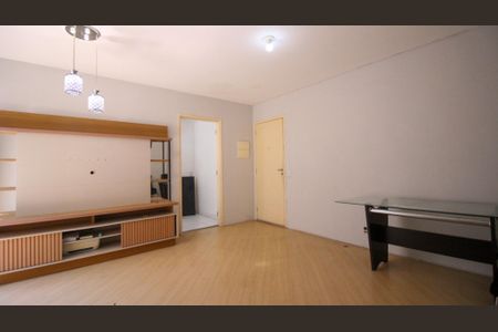 Apartamento para alugar com 67m², 2 quartos e 1 vagaSala