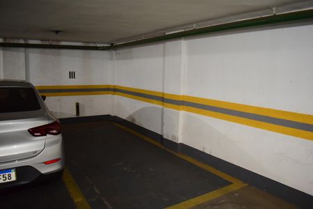 Apartamento para alugar com 216m², 4 quartos e 1 vagaGaragem