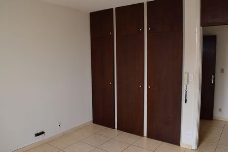 Apartamento para alugar com 216m², 4 quartos e 1 vagaQuarto 2