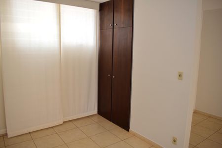 Apartamento para alugar com 216m², 4 quartos e 1 vagaSala