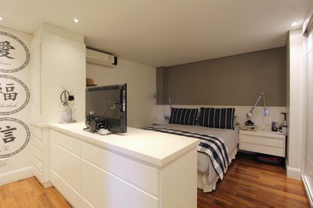 Apartamento à venda com 215m², 3 quartos e 3 vagasSuíte