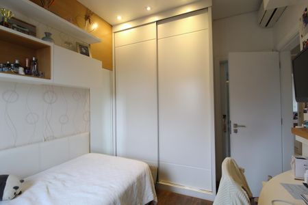 Apartamento à venda com 215m², 3 quartos e 3 vagasSuíte 3