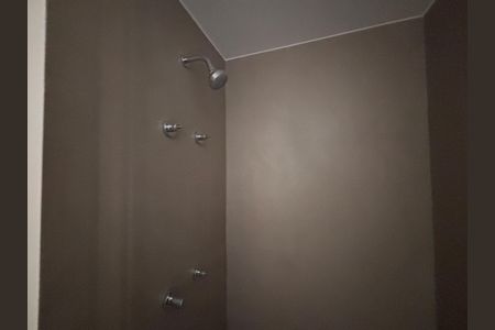 Studio para alugar com 33m², 1 quarto e sem vaga Studio para alugar com 33m², 1 quarto e sem vagaBanheiro