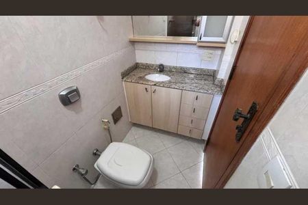 Casa à venda com 249m², 4 quartos e 2 vagas