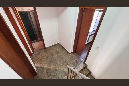 Casa à venda com 249m², 4 quartos e 2 vagas