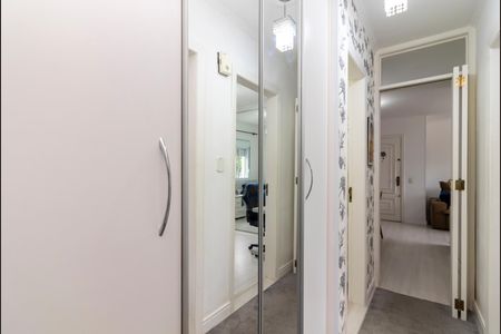 Apartamento à venda com 94m², 3 quartos e 2 vagas Apartamento à venda com 94m², 3 quartos e 2 vagasCorredor