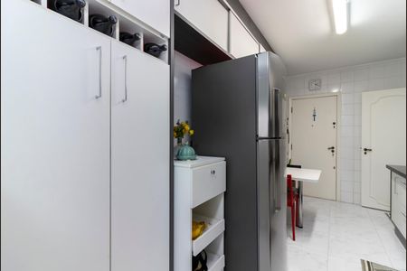 Apartamento à venda com 94m², 3 quartos e 2 vagas Apartamento à venda com 94m², 3 quartos e 2 vagasCozinha