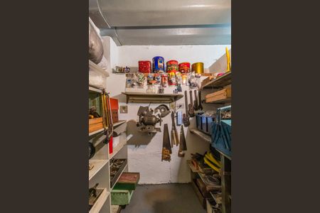 Casa à venda com 161m², 2 quartos e 7 vagasQuarto de Serviço