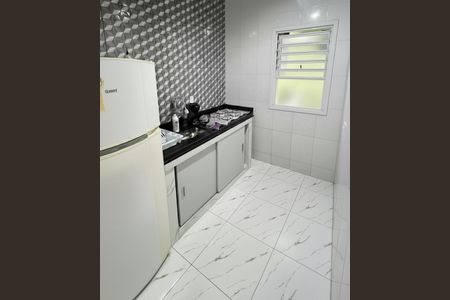 Cozinha de casa para alugar com 2 quartos, 45m² em Vila Nova, Mesquita