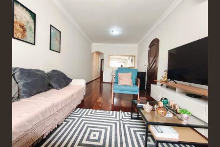 Sala de casa para alugar com 4 quartos, 250m² em Vila Granada, São Paulo