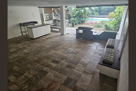 Casa à venda com 3 quartos, 340m² em Campo Belo, São Paulo