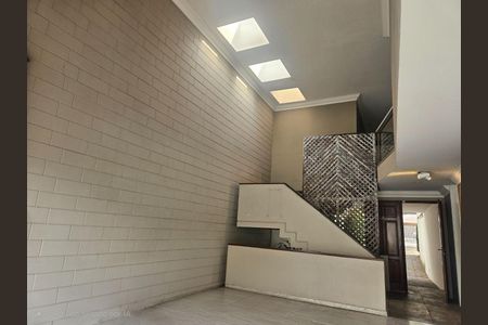 Casa à venda com 3 quartos, 340m² em Campo Belo, São Paulo