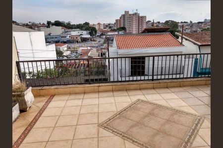 Casa à venda com 220m², 3 quartos e 2 vagas