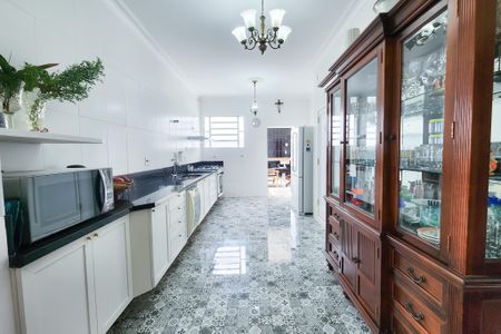 Apartamento para alugar com 400m², 6 quartos e sem vagaCozinha