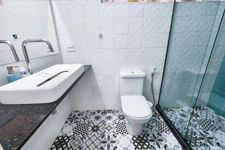 Apartamento para alugar com 400m², 6 quartos e sem vagaBanheiro da Suíte