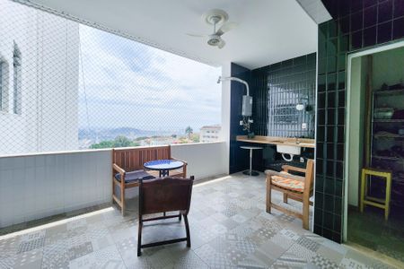 Apartamento para alugar com 400m², 6 quartos e sem vagaÁrea de Serviço