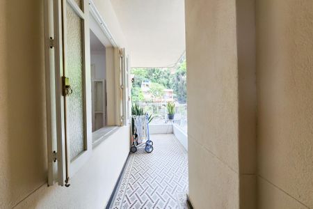 Apartamento para alugar com 400m², 6 quartos e sem vagaVaranda