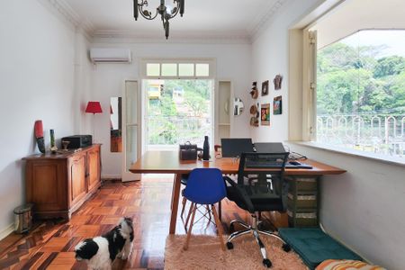 Apartamento para alugar com 400m², 6 quartos e sem vagaQuarto 1