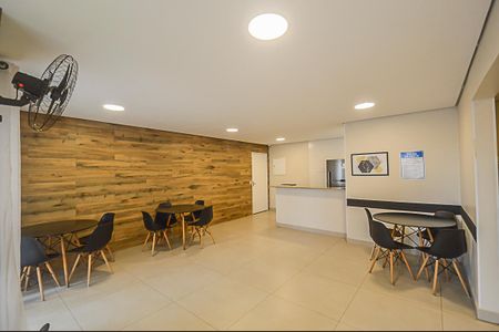 Apartamento à venda com 75m², 2 quartos e 2 vagas Apartamento à venda com 75m², 2 quartos e 2 vagasÁrea comum - Salão de festas