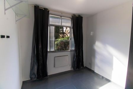 Quarto  de kitnet/studio para alugar com 1 quarto, 22m² em Centro, Niterói