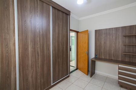 Casa para alugar com 240m², 3 quartos e 4 vagasQuarto 