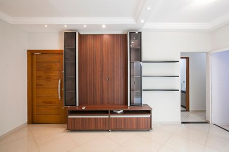 Sala de casa para alugar com 3 quartos, 240m² em Nova Uberlândia, Uberlândia