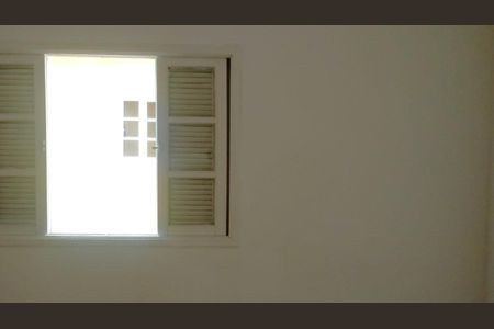 Casa à venda com 200m², 6 quartos e 4 vagasQuarto Casa 3