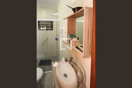 Casa à venda com 200m², 6 quartos e 4 vagasBanheiro 1 Casa 2