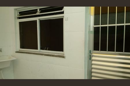 Casa à venda com 200m², 6 quartos e 4 vagasÁrea de Serviço Casa 3