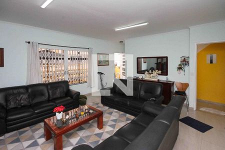 Casa à venda com 200m², 6 quartos e 4 vagasSala 