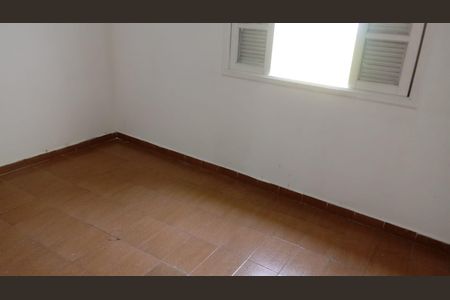 Casa à venda com 200m², 6 quartos e 4 vagasQuarto Casa 3