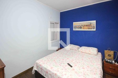 Casa à venda com 200m², 6 quartos e 4 vagasQuarto 1