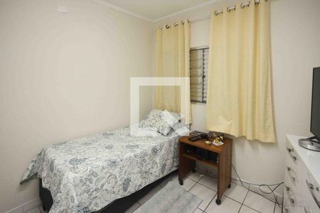 Casa à venda com 200m², 6 quartos e 4 vagasQuarto 1 Casa 2