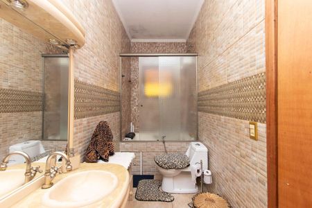 Casa à venda com 190m², 5 quartos e 4 vagas Casa à venda com 190m², 5 quartos e 4 vagasBanheiro da Suíte 3